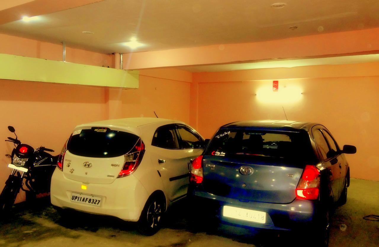 Hotel Rattans Regency Roorkee Esterno foto