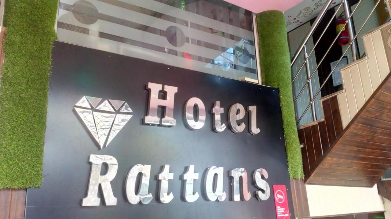Hotel Rattans Regency Roorkee Esterno foto
